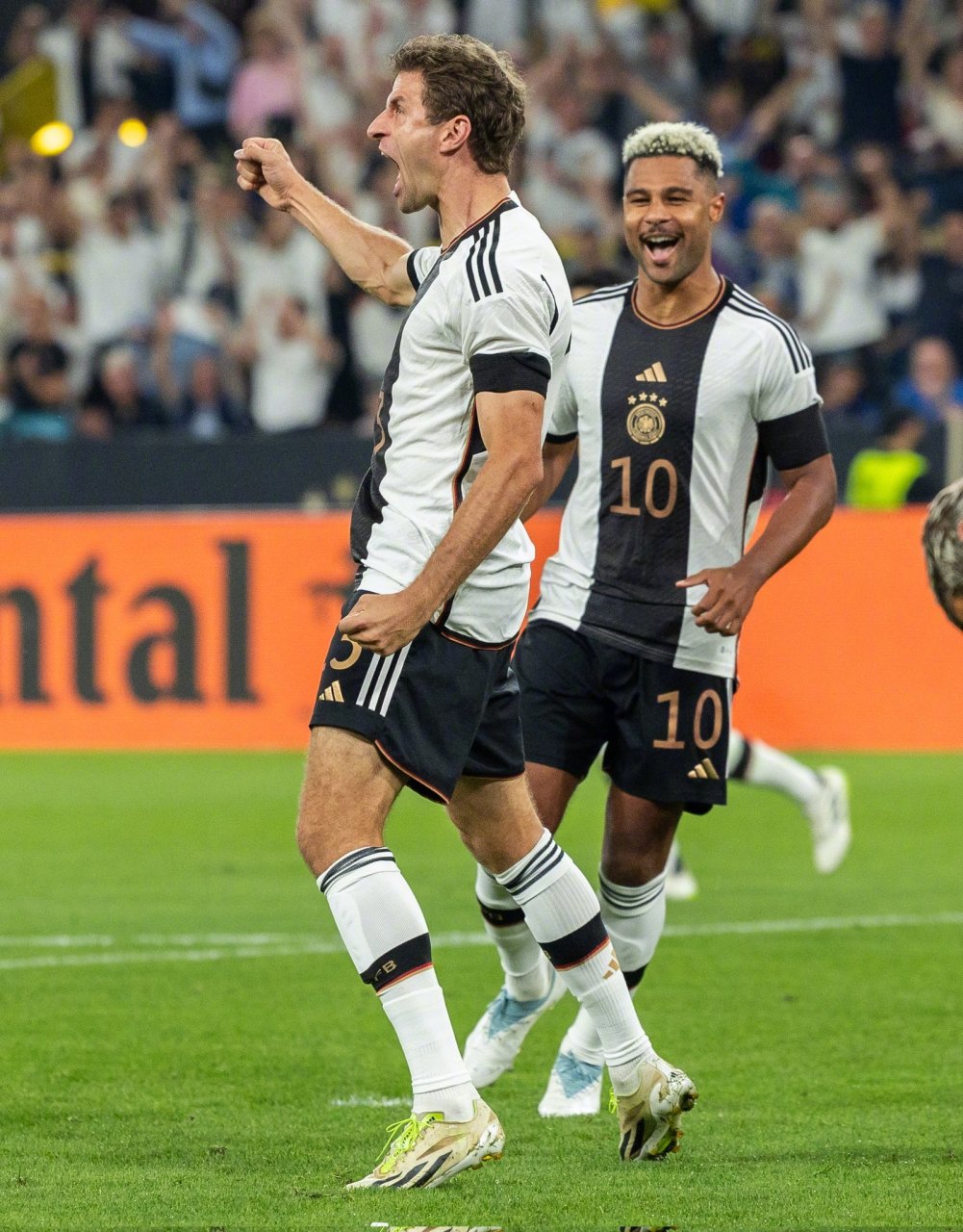 法国和哈萨克斯坦足球比赛